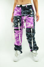 Load image into Gallery viewer, Purp &amp; Black Camo Cargos